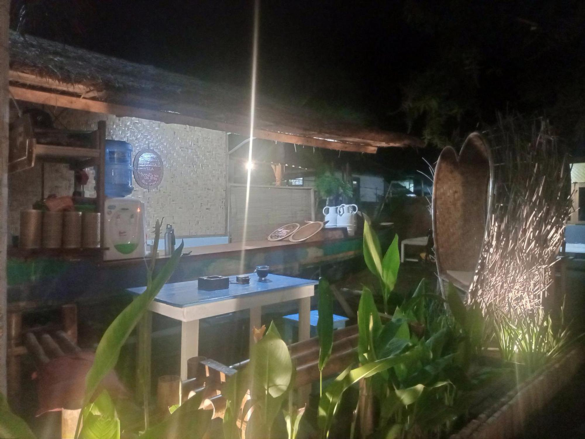 Efrata Villa Gili Air Ruang foto